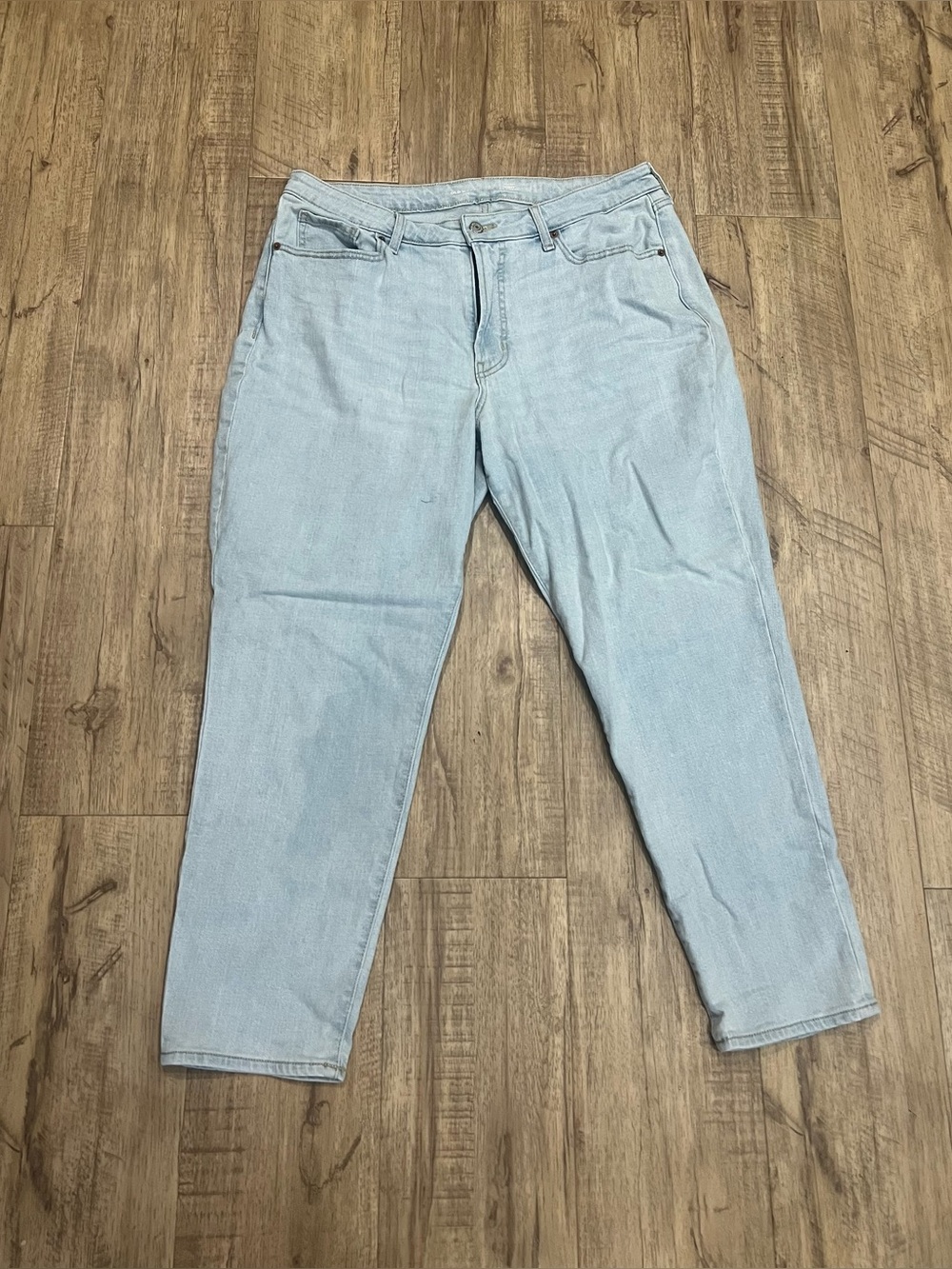 Old Navy High-Rise Curvy OG Straight Jeans Light Wash Size 16